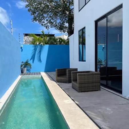 Piscina Privada, Casa Gigante De Lujo, Familiar Villa