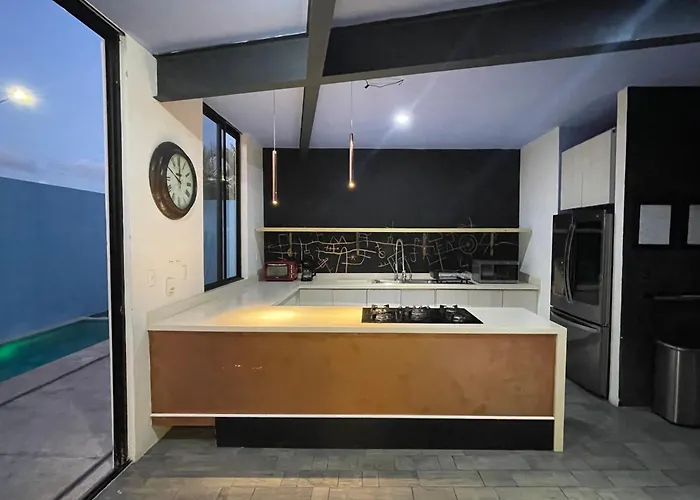 Casa Gigante De Lujo, Con Piscina Privada, 4 Amplias Con Baño Privado * Playa del Carmen